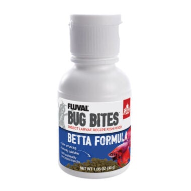 Fluval Bug Bites Betta Micro Granules fish food are formulated to address the natural, insect-based feeding habits of fish and include a balanced mix of premium proteins, vitamins and minerals for complete daily nutrition.